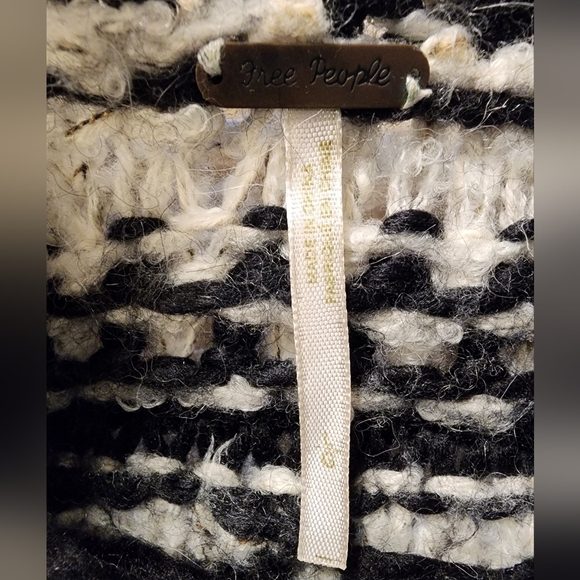 Free people oversized chunky knit print sweater size large - Picture 7 of 9